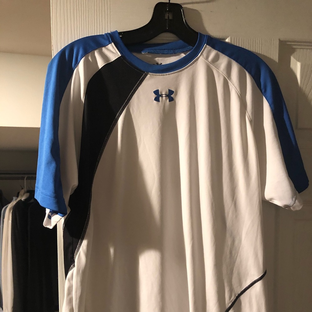 Under Armour T-shirt (small)